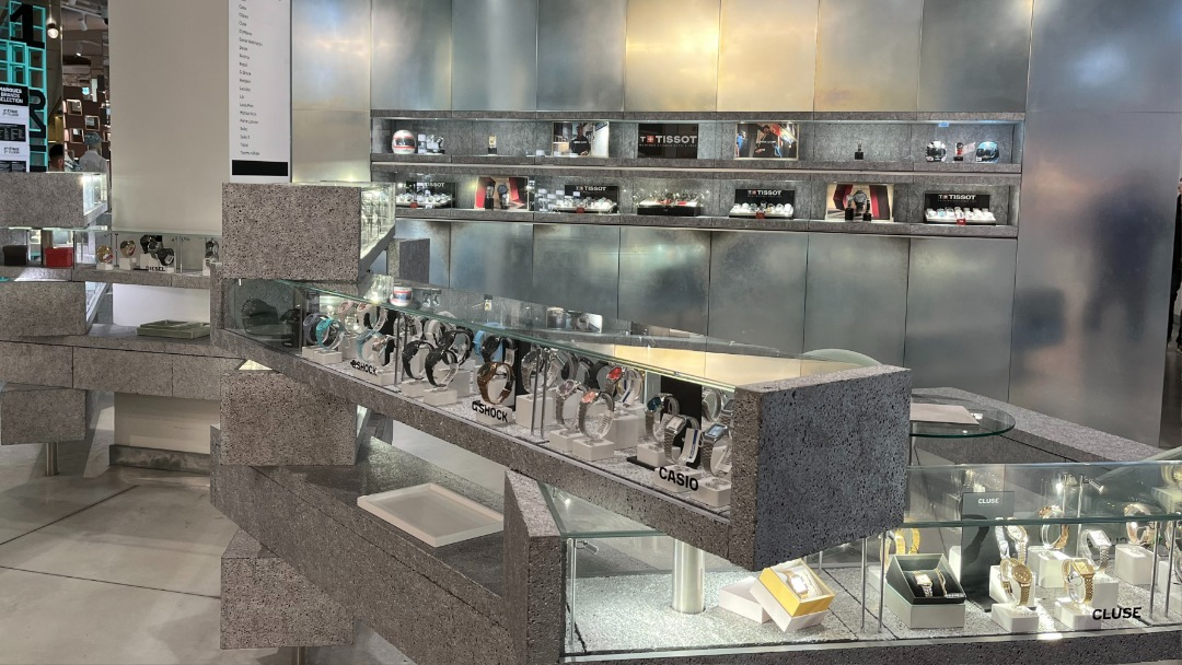 Magasin Louis Pion Champs Elysées - Paris (75008) Visuel 2